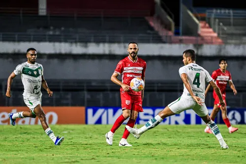 
				CRB vence o Sousa-PB, no Rei Pelé, em duelo pela Copa do Nordeste: 4 a 1
			
			