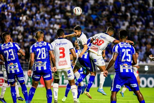 
				CSA enfrenta o Bahia na briga pela liderança do Grupo B da Copa do Nordeste
			
			