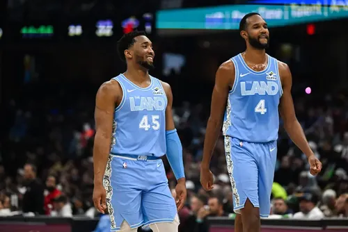 
				Cleveland Cavaliers é o primeiro a garantir vaga para os playoffs da NBA
			
			