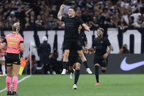 
				Com dores, Garro quer jogar decisão do Corinthians no ‘sacrifício’
			
			