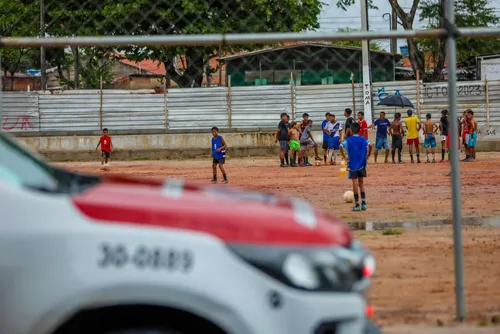 
				Conheça o Instituto Orla Lagunar, projeto que ajuda crianças por meio do futebol
			
			