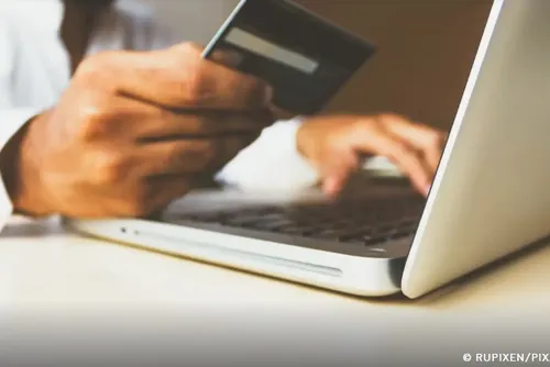 
				Consumo da alta renda e compras digitais elevam gastos com cartões
			
			