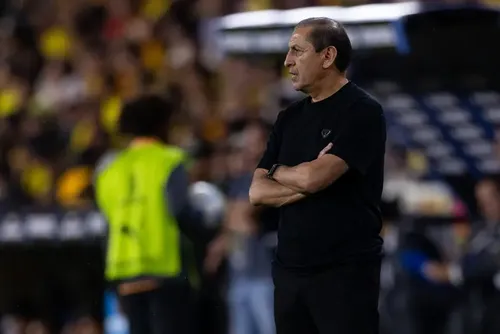 
				Corinthians repete erros e se aproxima de vexame na Libertadores
			
			