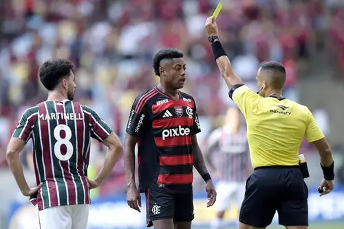 
				Em clássico pegado, Fluminense e Flamengo empatam no Maracanã
			
			