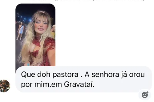 
				Ex-pastora desfila em escola de samba com enredo sobre orixás e é atacada na web
			
			