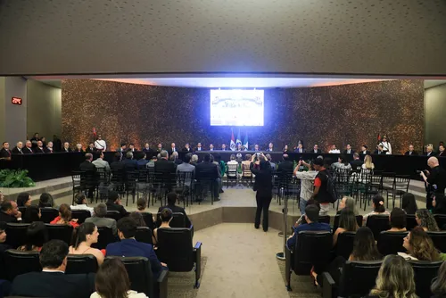 
				Fábio Bittencourt assume presidência do Tribunal de Justiça de Alagoas em solenidade
			
			