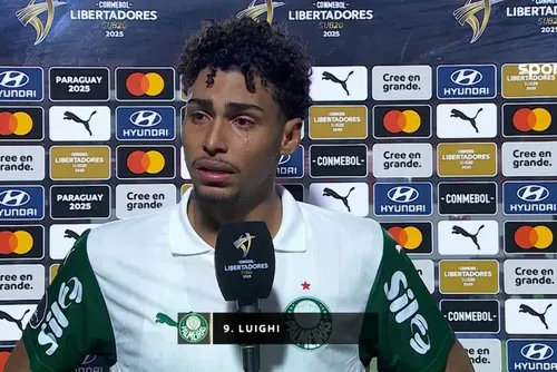 
				Roger Machado diz seguir firme na luta
			
			