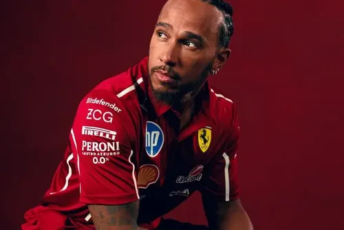 
				Norris vê Hamilton motivado para F1 2025 com Ferrari e diz: ‘Quem duvida é idiota’
			
			
