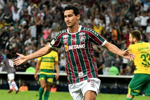 
				Ganso é liberado para retornar aos treinos no Fluminense
			
			