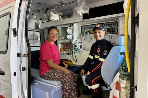 
				Jovem com paralisia cerebral realiza sonho de conhecer o Samu Maceió; veja fotos!
			
			