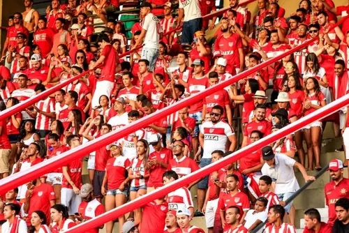 
				Justiça determina que CRB suspenda propaganda com site de acompanhantes
			
			