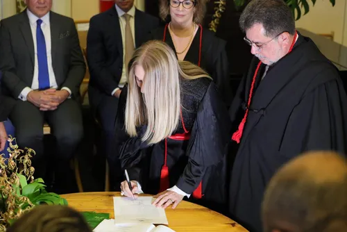 
				MP de Alagoas empossa novas procuradoras e reforça presença feminina no órgão
			
			