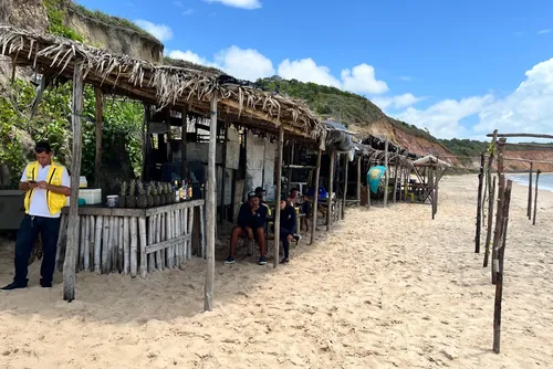 
				MPF recomenda melhorias para acesso à Praia de Carro Quebrado e retirada de barracas fixas
			
			