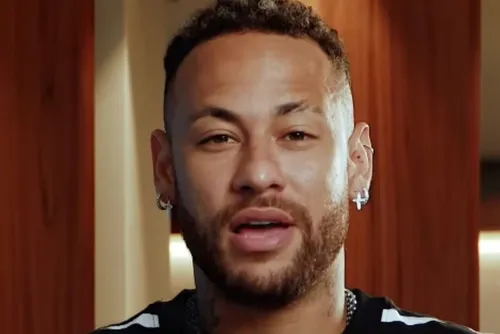 
				Mulher de DJ dá detalhes sobre festa polêmica com Neymar
			
			