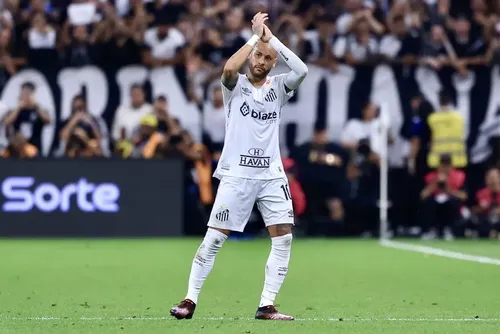 
				Neymar traça objetivo do Santos no Paulista: ‘Temos três finais pela frente’
			
			