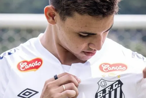 
				Novo reforço do Santos diz que “travou” na hora de falar com Neymar
			
			