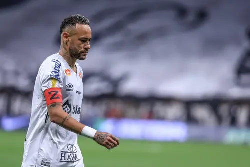 
				Pai de Neymar abre o jogo sobre permanência de atacante no Santos
			
			