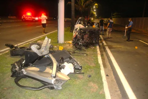 
				Perícia investigará se carro realmente estava a 180 km/h em acidente no Pontal da Barra
			
			