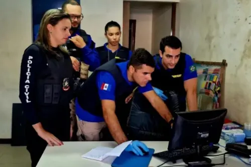 
				Polícia investiga compartilhamento e venda de imagens com pornografia infantil em Alagoas
			
			