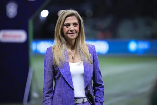 
				Presidente do Palmeiras diz que só jogadores em fim de carreira reclamam do sintético
			
			