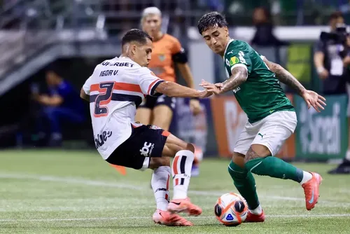 
				São Paulo: Zubeldia cobra evolução e diz que classificação é obrigação
			
			