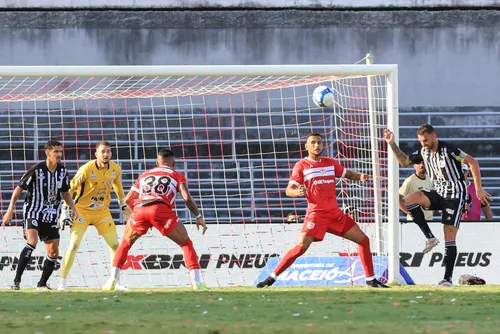 
				Tetracampeão!!! CRB bate o ASA de virada, no Rei Pelé, e fica com o título estadual: 2x1
			
			