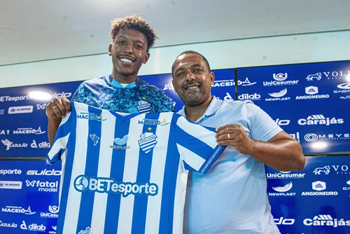 
				Volante Ramon Batista é apresentado no CSA
			
			