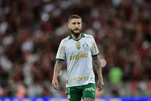 
				Zé Rafael está próximo de ser anunciado pelo Santos
			
			