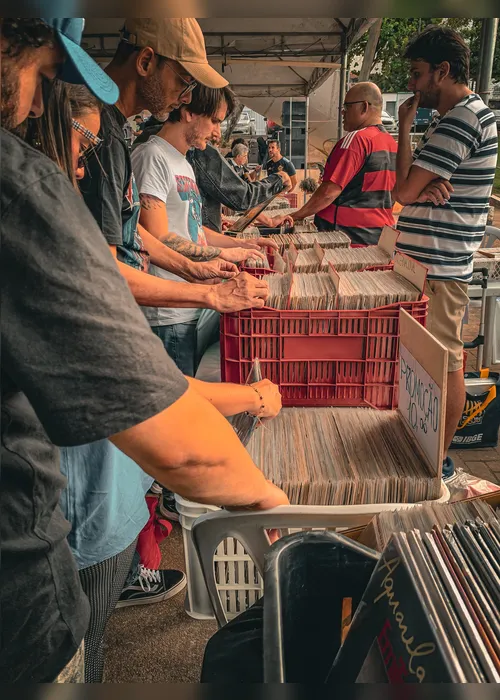 
			
				Com entrada gratuita, 4ª Feira de Discos de Arapiraca recebe show internacional
			
			