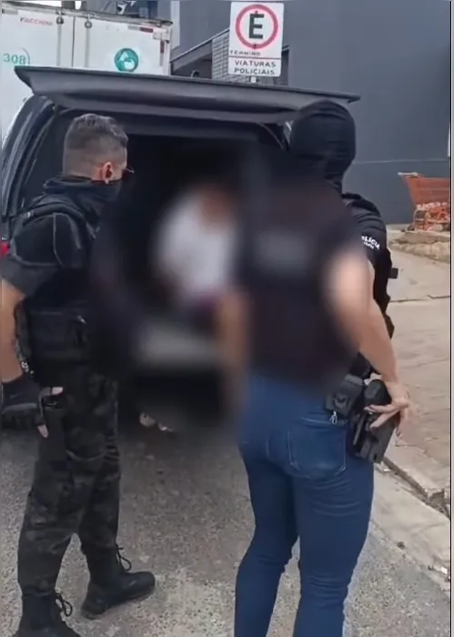 
				Crime contra tio e sobrinho: suspeito de homicídio e tentativa é capturado
			
			