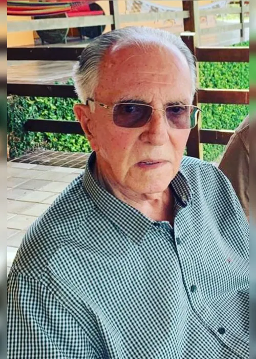 

				Morre ex-prefeito de Maceió e ex-deputado federal Vinícius Cansanção aos 89 anos

			