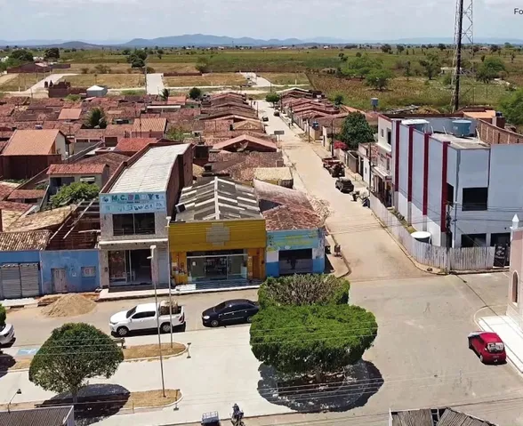 Homem é preso em Craíbas após agredir companheira e ferir policial ao tentar tomar arma