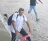 Cenas fortes: vídeo registra momento em que homem é morto com 15 golpes de foice imagem