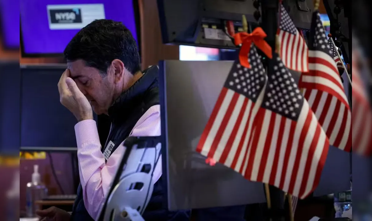 Dólar, bolsas, bitcoin: veja o impacto do tarifaço de Trump nos mercados