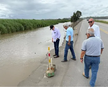Ação rápida do DER evita colapso nas estradas durante temporal em Alagoas