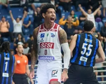 Astro do Franca fala sobre polêmica de arbitragem contra Flamengo no NBB