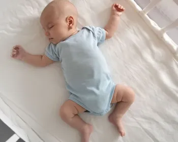 Confira 4 dicas para o seu bebê dormir melhor e sem cólicas