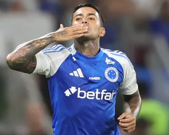 Cruzeiro anuncia rescisão de contrato com atacante Dudu