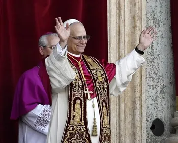 De surpresa, papa Leão XIV celebra missa com agostinianos