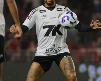 “Desculpe, Neymar”: Elton Arábia critica torcida do CRB por ofensas no Rei Pelé