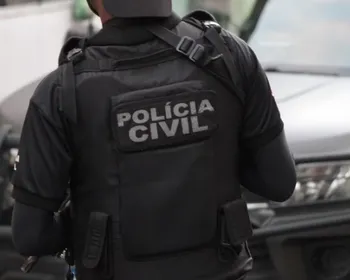 Do caixão para o fórum: “Advogado do além” move 581 processos em 24h