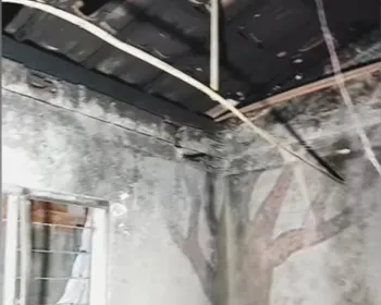 Família que teve casa incendiada agradece força-tarefa e pede doações