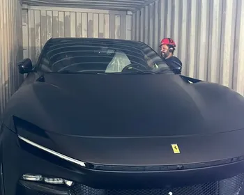 Ferrari de Neymar: Modelo tem dois anos de fila de espera e polêmica da marca