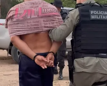 Foragido da Bahia suspeito de estuprar enteada de 14 anos é preso no Sertão de AL