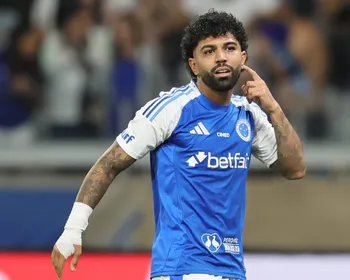 Gabigol marca no fim, e Cruzeiro vence o Flamengo pelo Brasileirão