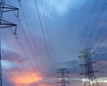 Governo de Alagoas garante luz gratuita para 100 mil famílias de baixa renda