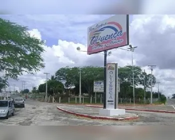 Homem é condenado a mais de 30 anos por matar e queimar esposa
