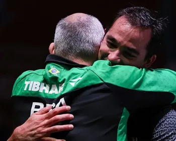 Hugo Calderano chega à inédita final do Mundial de tênis de mesa
