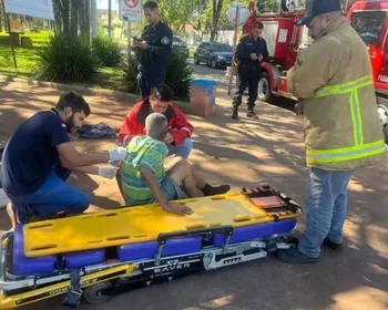 Jovens ateiam fogo em morador de rua; aluno de medicina o salva