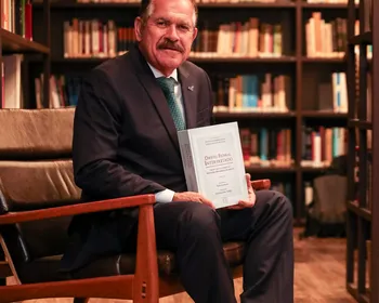 Juristas celebram contribuição de Humberto Martins ao direito em nova publicação